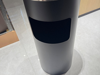 南方 24L 砂钢丽格座地垃圾桶，全新未使用