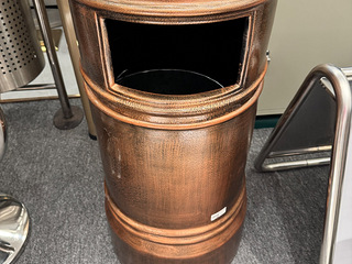 南方 全新纤维钢垃圾桶，简约大气，坚固耐用，做工精细