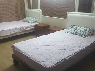 市中心好房四室房东直降为6000（原8500）