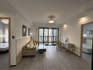 椒江万达附近三朝南带阳台2室1厅，1厨1卫