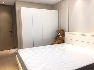 上和公元里三室两厅两卫出租