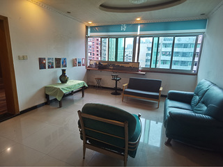 九龙坡杨家坪直港房屋出租楼梯房