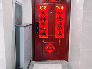 海潮雅园2园7幢，三室两厅！钱学森学校旁400米！