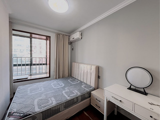 1和6号线江陵路地铁附近 温馨人家 整租两室 近滨江天街  