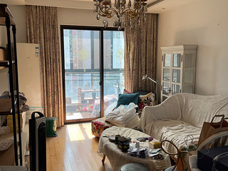 桥西优质自住房出租，自有车位免费出租