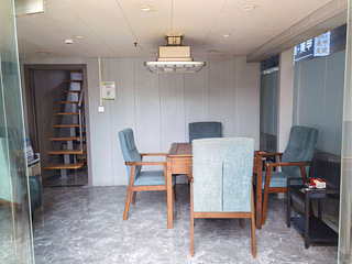 万象城旁商铺出租，已装修好