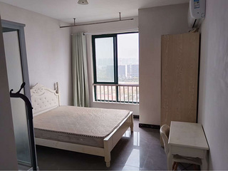 钱塘福苑朝南主卧出租