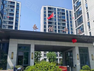 半山石桥附近精装房  房东直租