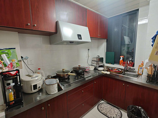 三堡北苑两室一厅房东直租