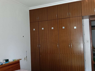 闸弄口新村一室一厅1000元出租