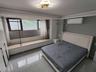 上城区 鑫运时代金座 2480/月