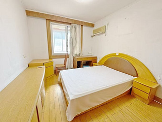 房东直租价格2500块短租月付打铁关新村三房