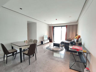 江北九街欧街92 精装3房出租 家具家电齐全