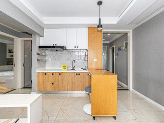 10号线2号线双地铁口，黄龙万科附近