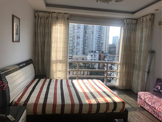 观音桥步行街一室一厅出租