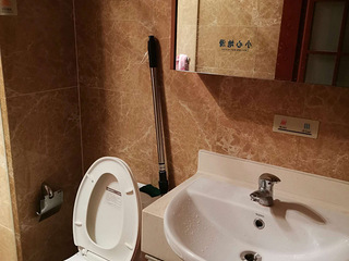 南坪协信城精装出租