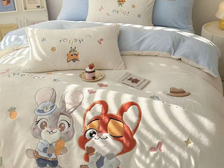 疯狂动物城牛奶绒四件套