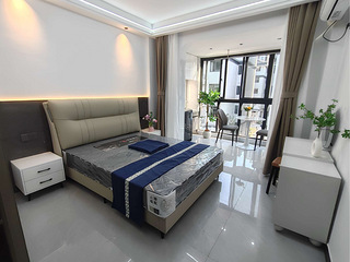 春风动力旁，新出多套单身公寓，精装全配