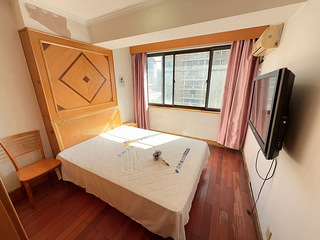 省妇保医院对面 平海公寓小区 两房 可长短租