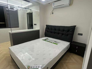 乔司南地铁口配置最高的单间