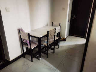 东站附近钱外学区云河西苑二室一厅整租