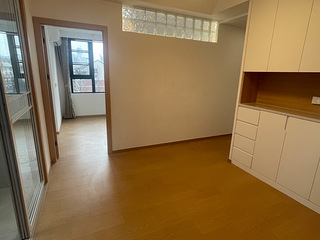 房东直租全新奶油风套间