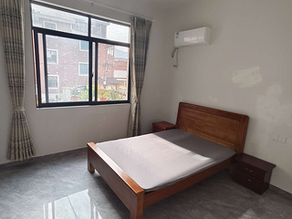 新房出租，单间套间都有