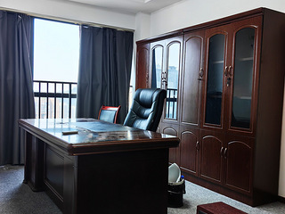 观音桥cosomo地铁站旁办公室