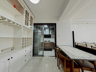 绿城蓝庭精装2室一厅房东直租