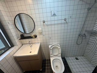 1199月，免押金，可短租 通勤超方便！