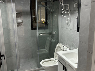 金珺澜庭一区 70方。房东直租