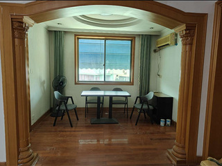 美政花苑民航宿舍四室两厅两卫房东直租租金5000元