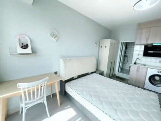 聚丰公寓精装修套房出租