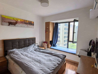 万科北宸之光一期房东出租