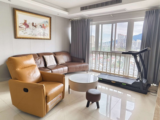 精装修房，首租