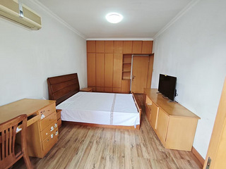 宝善地铁口 清爽两房 价格便宜 随时看房联系