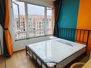 九堡客运中心附近，朝南大单间独卫，1000+