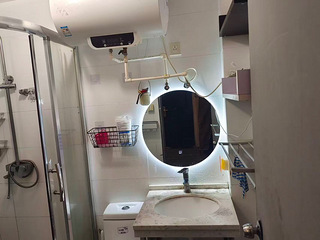 滨江2房独立厨房卫生间，带阳台1850