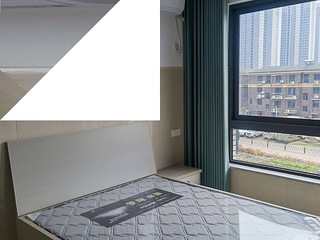 老余杭公交西站边有精装修大单间出租。房东直租，无中介。