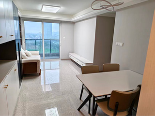 自住装修，拎包入住，已散味两年