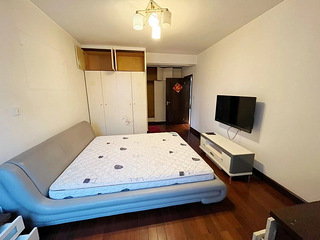 西湖区金厦公寓主卧出租