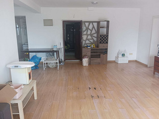 新南湖绿苑房东本人出租！绝对好房