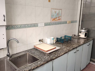 石油小区 航天职大旁三室两厅两卫房屋出租