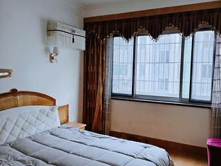 桐乡兴宇家苑109平三室两厅房东直租