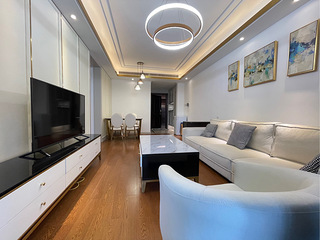 个人转租：天玺二期精装修3房2卫保养极好随时看