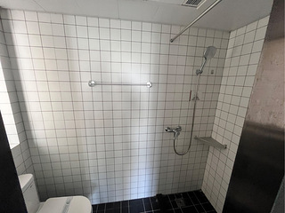 独门独卫 包网包物业