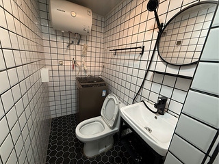 2.4.9号线钱江路地铁口