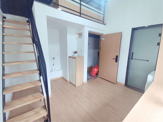 拱墅复式loft1499可免押金月付民水电