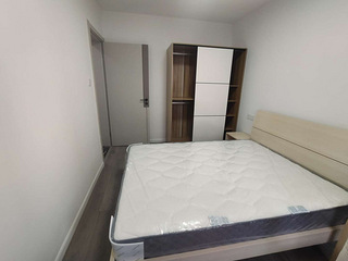 文三路地铁口   单间带独卫   随时可看房  