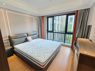 房东直租！！拱墅世嘉铭座三室两卫4666